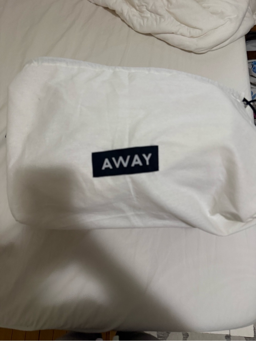 AWAY Red Travel Tech Case - Picture 9 of 9